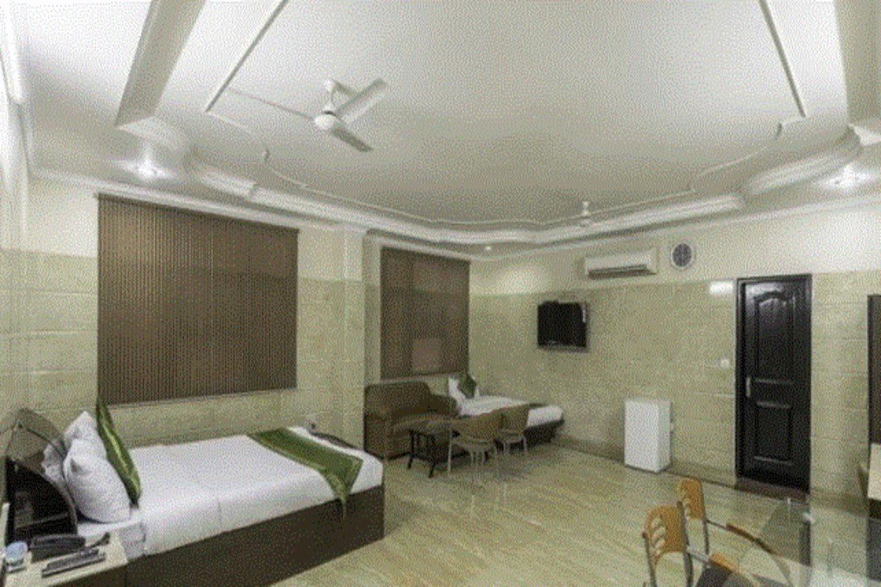 Treebo Trend Singh Sons Karol Bagh Hotel นิวเดลี ภายนอก รูปภาพ